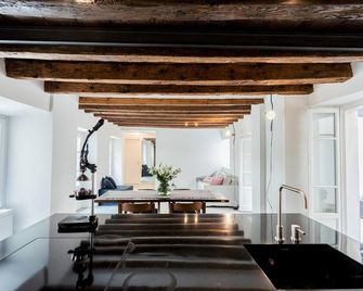 Co-c933-pvol10a1 - Shades Of Como With Private Terrace - Fino Mornasco