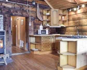 1 Bedroom Cozy Home In Vallavik - Ulvik - Kitchen