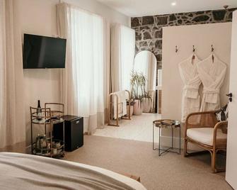 The Oak & Anchor Hotel - Port Fairy