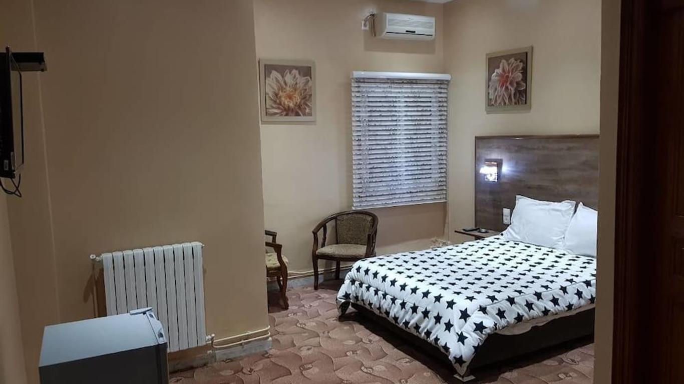 Hotel Ikram Oran