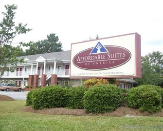 薩姆特實惠套房酒店 - 蘇姆特 - 建築