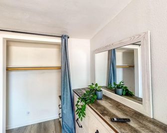 Walnut Wanderer - Porterville - Gang