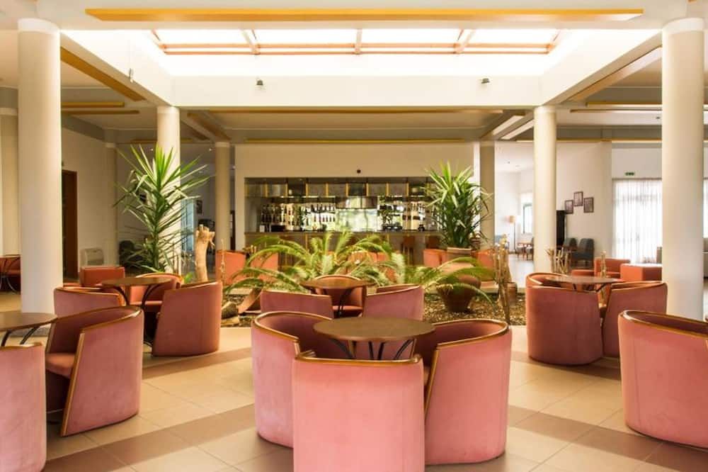 Santa Maria Hotel - וילה דו פורטו