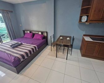 Orient Hotel - Pattaya - Bedroom
