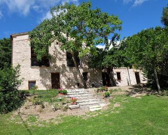 B&B Bosimano - Arcevia - Edificio