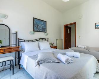 Regina Hotel - Skopelos