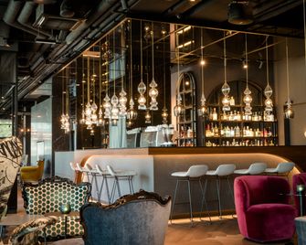 Motel One Salzburg-Mirabell - זלצבורג - בר