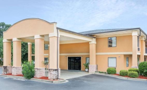 Days Inn By Wyndham North Columbia Ft Jackson 51 7 5