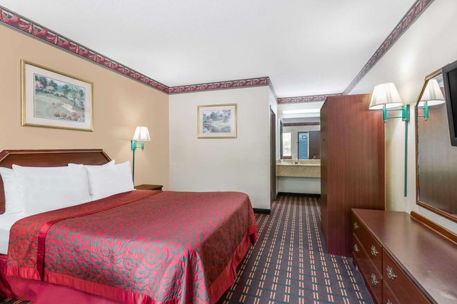 Days Inn By Wyndham North Columbia Ft Jackson 51 7 5