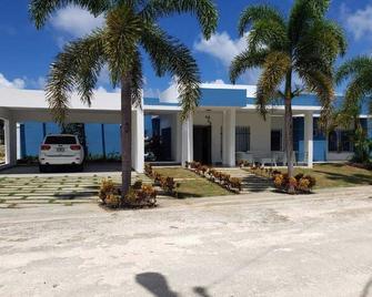 Villa de Lujo en Alquilar - Cabrera - Building