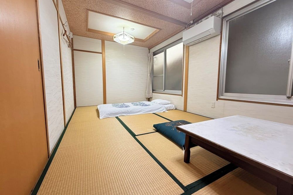 Guesthouse Kazurabashi - מיושי - חדר שינה