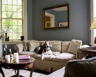 كليفورد هاوس برايفت هوم بد آن بريكفاست - كليفيلاند (أوهايو) - غرفة معيشة