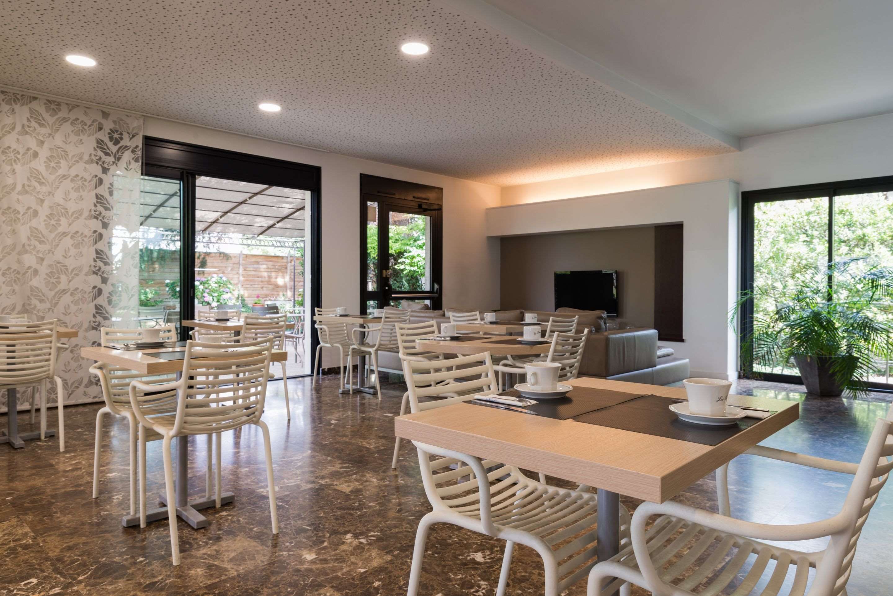 Les Amandiers - Tournon-sur-Rhône - Restaurant