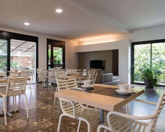 Les Amandiers - Tournon-sur-Rhône - Restaurant