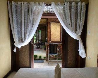 Le Cou de Tou Village Resort - Roxas - Bedroom