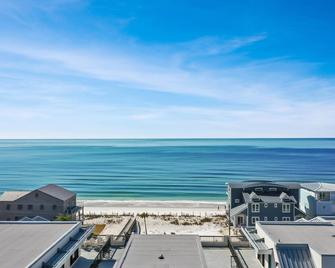 Club at Mexico Beach 1G Red Fish Blue Fish by Pristine Properties Vacation Rentals - Mexico Beach