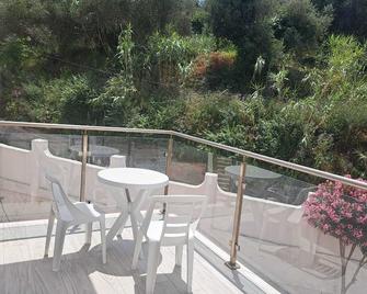 Hotel Umberto - Ricadi - Balcón