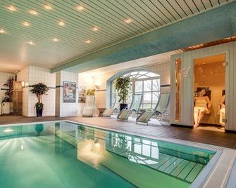 Hotel Landhaus Steinfeld - Greetsiel - Zwembad