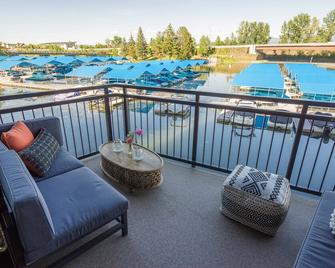 NEW: Waterfront Loft in the Heart of Sandpoint - Sandpoint - Balcony