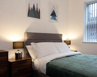 Stylish 1 Bedroom Apartment in Bolton - Bolton - Bedroom