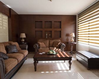 Okeanis Golden Resort - Darátsos - Sala de estar