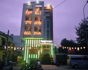 Thanh Binh Hotel - Lagi - Edificio