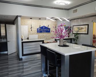 Executive Inn And Suites Tyler - Tyler - Eetruimte