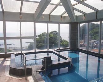 Suzunami - Toba - Pool