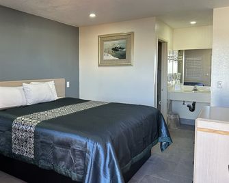 California Inn & Suites Adelanto Us 395 - Adelanto - Makuuhuone