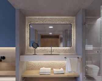 Solimar Aquamarine - Gerani