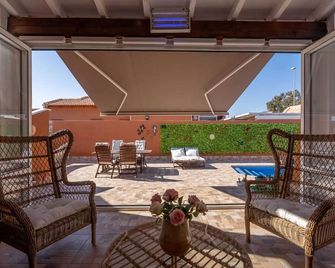 Villa in Fortuna with Private Pool - Fortuna - Balcony