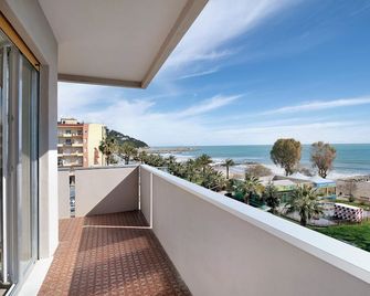 Fronte Mare - Marina di Andora - Diano Marina - Balkon