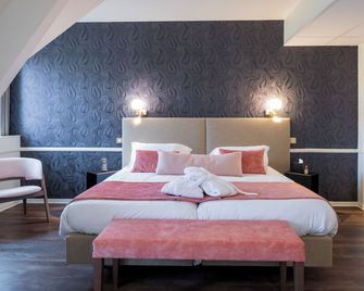 La Truffe Noire - בריב לה גייארד - חדר שינה