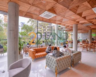 22land Residence Hotel & Apartment - Hanoi - Front desk