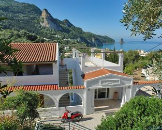 Studio With Sea View, Balcony, Kitchenette, A/C, Safe Box, Tv, Wifi - Agios Gordios - Budova