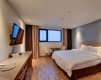Sea Moon Tourist Hotel - Incheon - Habitación