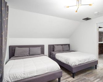 Downtown Clean Historic Place Minutes To Anywhere - Buffalo - Slaapkamer