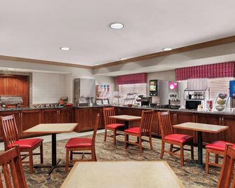 Lancaster Suites - Lancaster