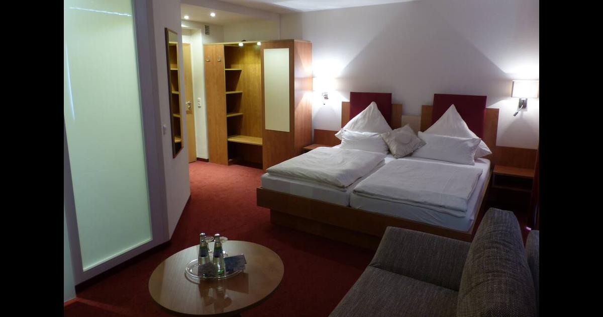 City Hotel by celina in Hagen, in Deutschland ab 57 €: Angebote,  Bewertungen, Fotos