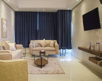 Indigo Apartments - Cidde - Oturma odası