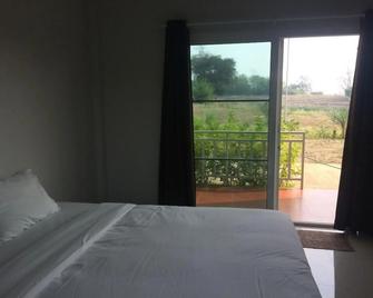 Phu Pai Kaew Resort - Pai - Bedroom