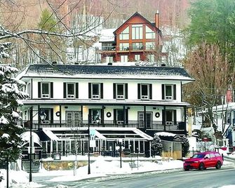 Hotel Mont-Tremblant - Mont-Tremblant - Edificio