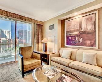 Strip View Balcony Suites - No Resort Fee ! - Las Vegas - Sala de estar