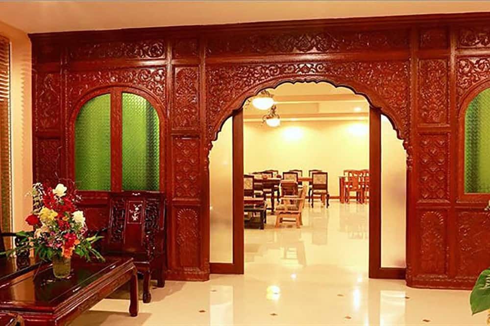 آت شيانج ماي هوتل