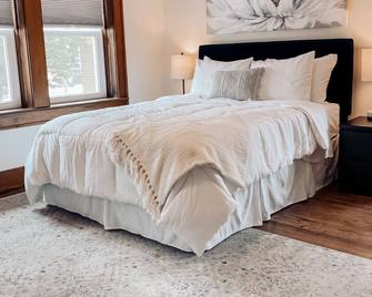 Newly remodeled Studio Apartment - Peru