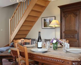 Charming house with fireplace and pets allowed near Utah Beach - Sainte-Marie-du-Mont - Salle à manger