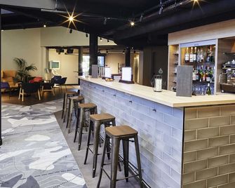 Ibis Styles Evry Lisses - Évry - Bar