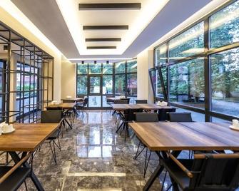 Ferah Suites Hotel - Akcaabat - Ресторан