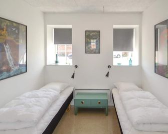 Lovely Home In Allingåbro With Kitchen - 알링어보 - 침실