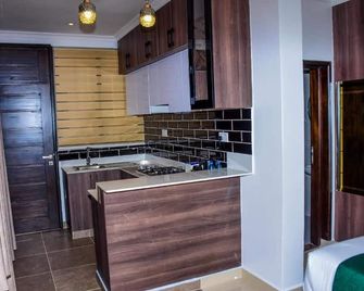 Highland Rhinor - Eldoret - Kitchen